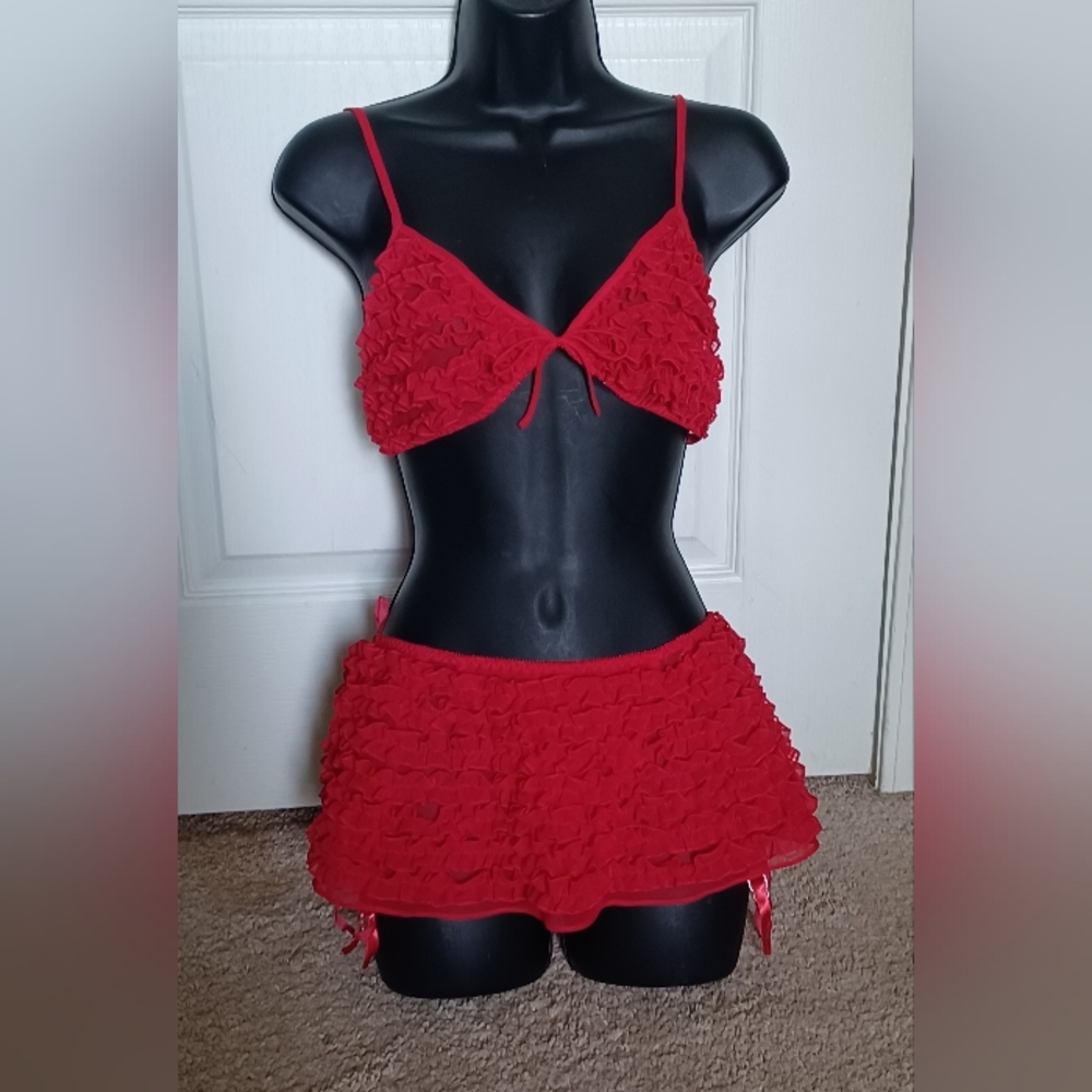 Fantasies By Morgan Taylor Strawberry Red Layered Ruffled Matching Bra & Panties
